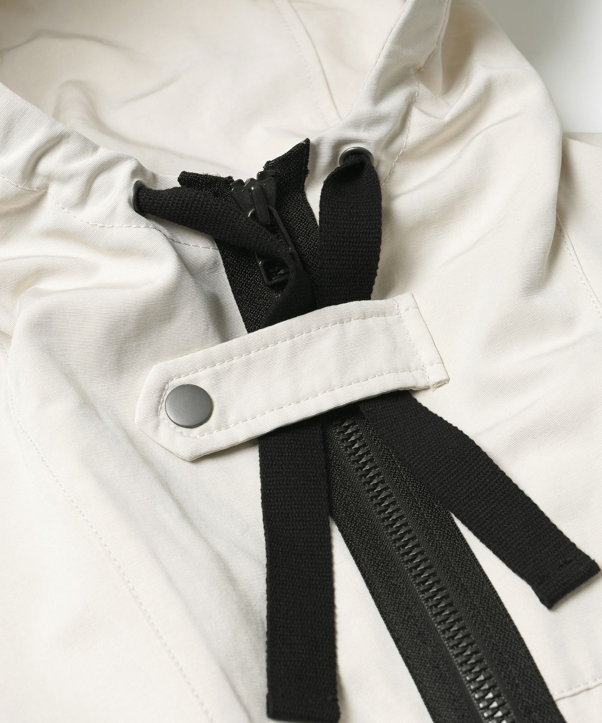 프리즘웍스(FRIZMWORKS) SMOCK HOODED PARKA 002 _ SNOW