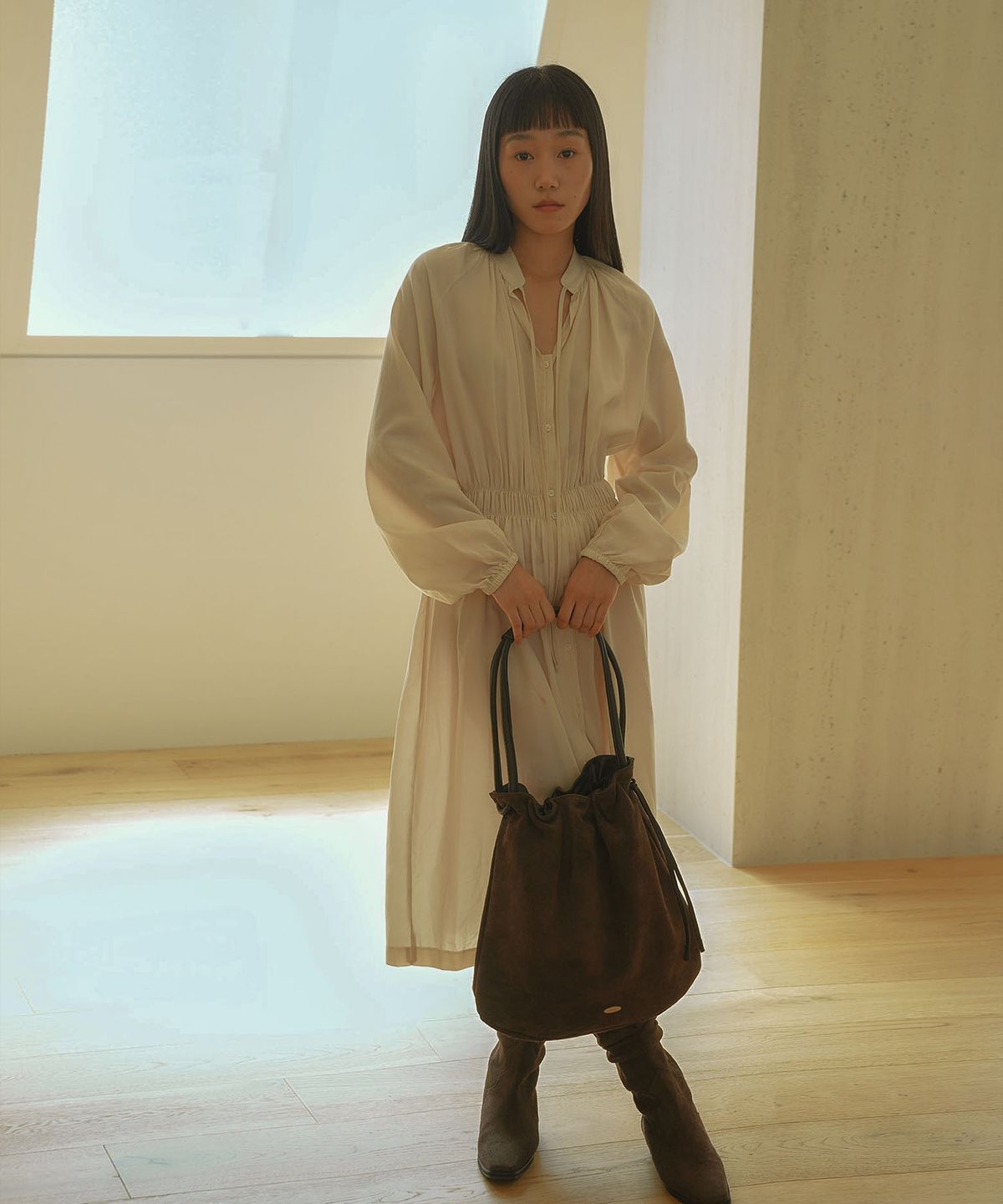 아우로(OURO) SUEDE DUMP SHOPPER [ BROWN ]