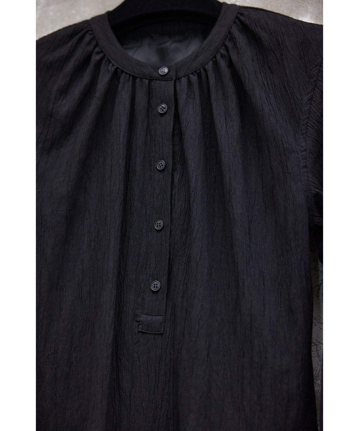 유스(YOUTH) Shirring Pullover Dress - Black