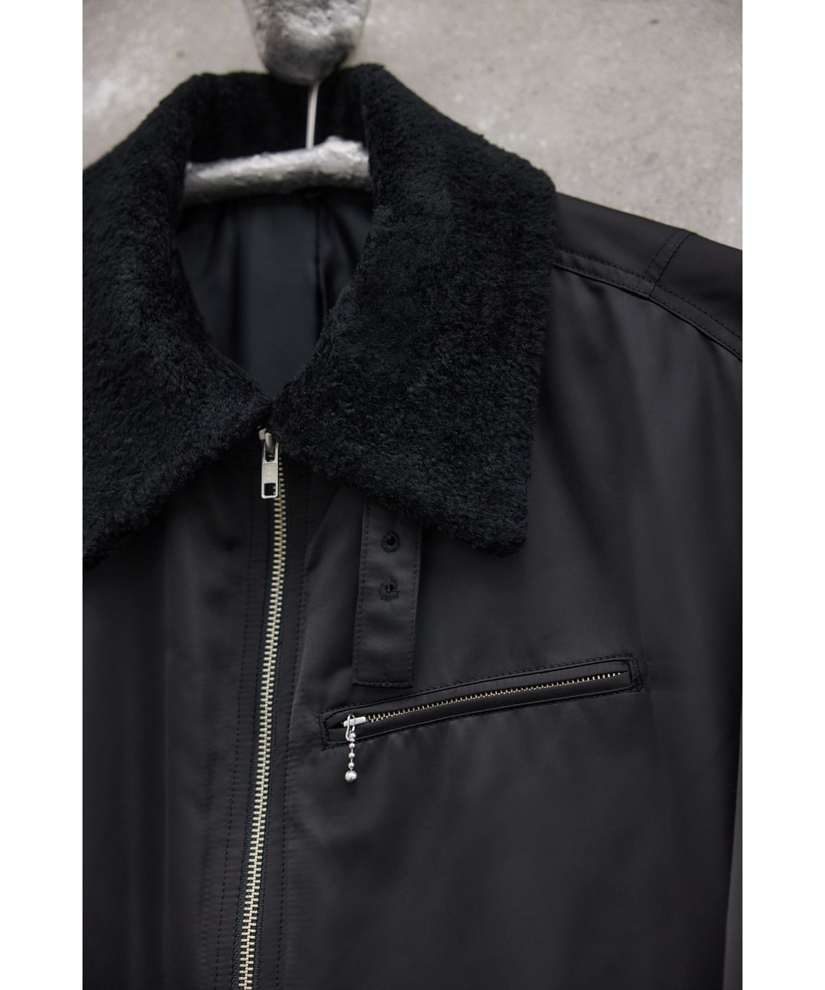 유스(YOUTH) Faux Shearing Collar Blouson - Black