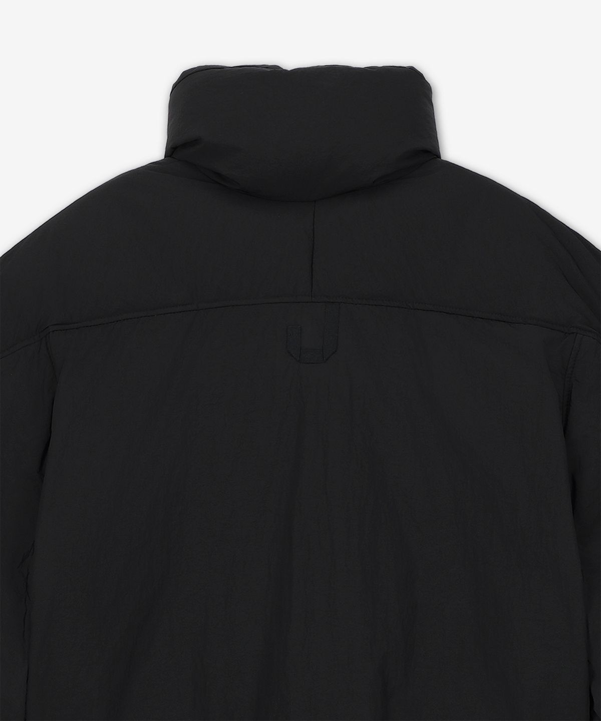 자크뮈스(JACQUEMUS) 라 두두느 카라코 크롭 패딩 - 블랙 / 241CO0491320990