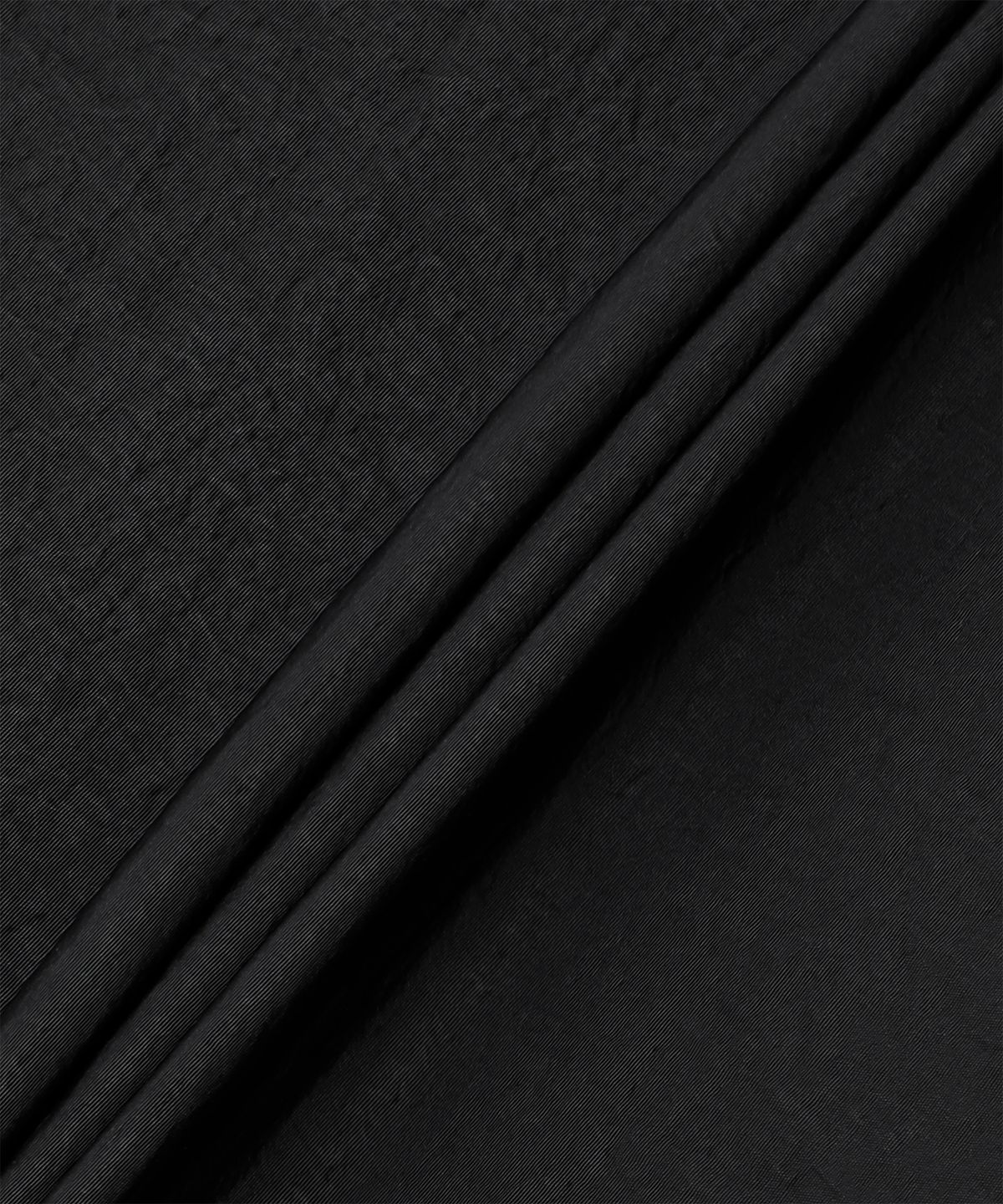 자크뮈스(JACQUEMUS) 라 두두느 카라코 크롭 패딩 - 블랙 / 241CO0491320990