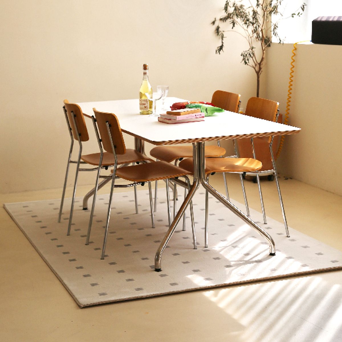 더프리그(THE FRIGG) 루이즈 체크 러그 고밀도 카페트