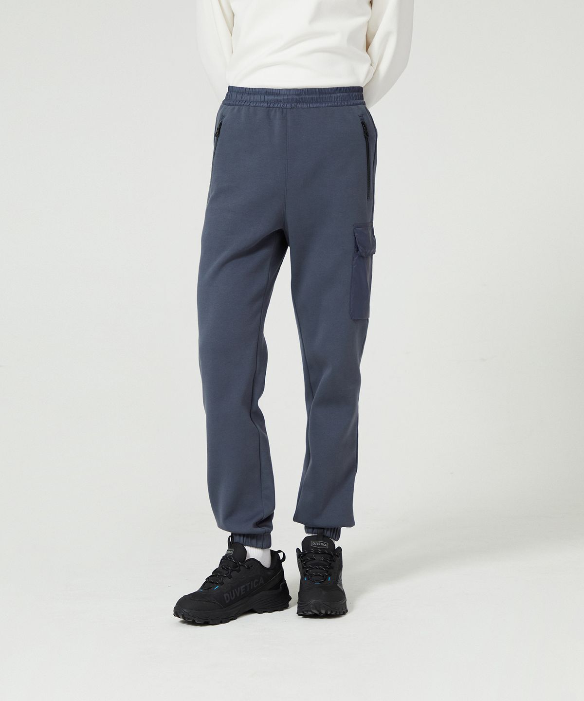 듀베티카(DUVETICA) 레그레소 팬츠 N(다크 차콜 그레이)(남성 하의)