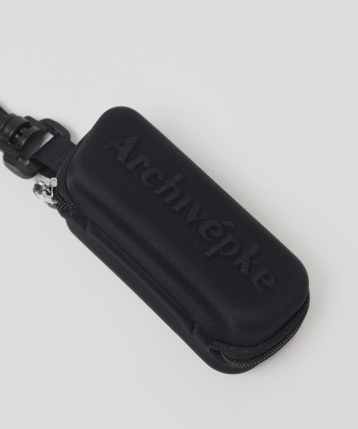 아카이브앱크(ARCHIVEPKE) Block charm(Black)_OVAAX24701BLK