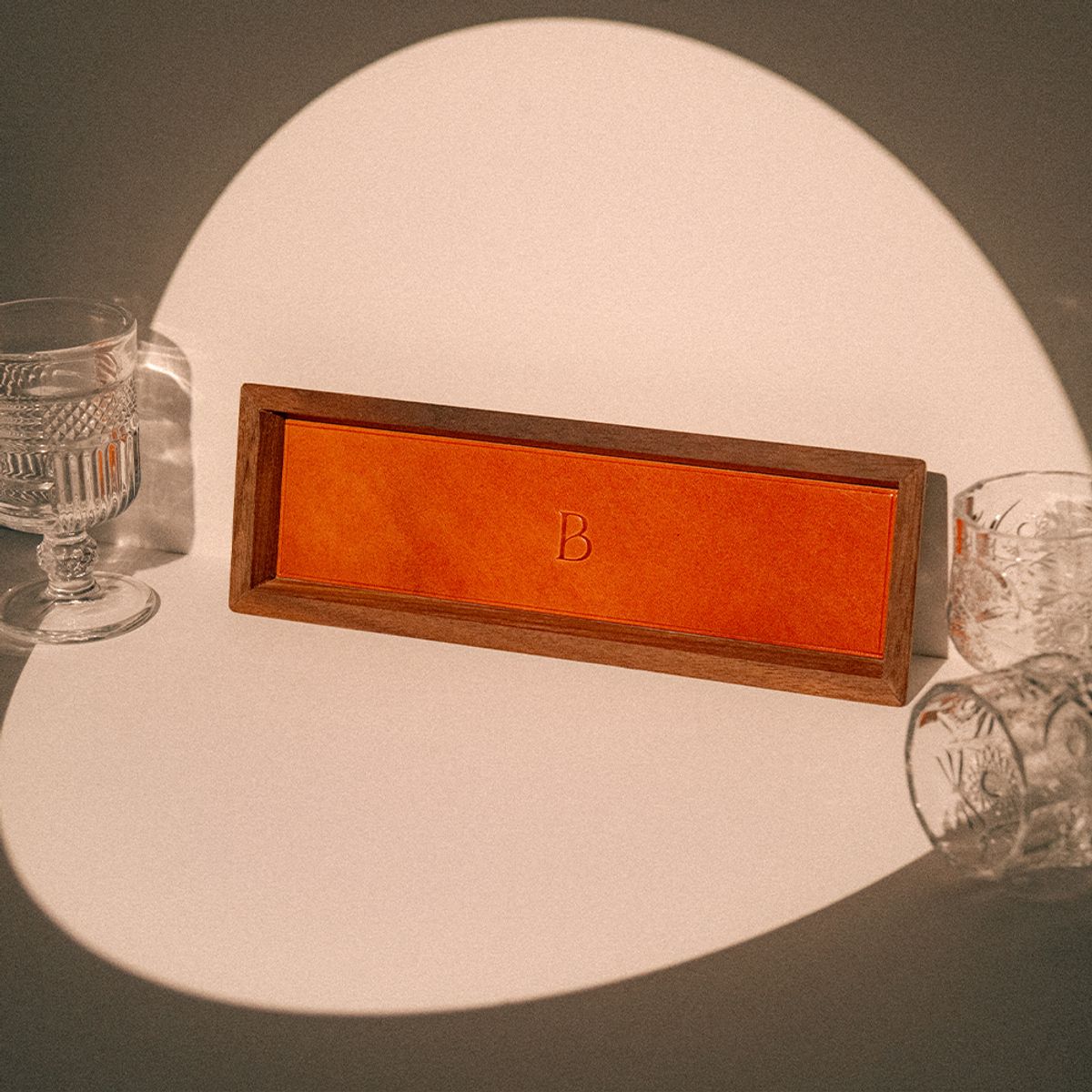 본샹스(BONNE CHANCE) 월넛 우드 펜트레이 - 오일 오렌지