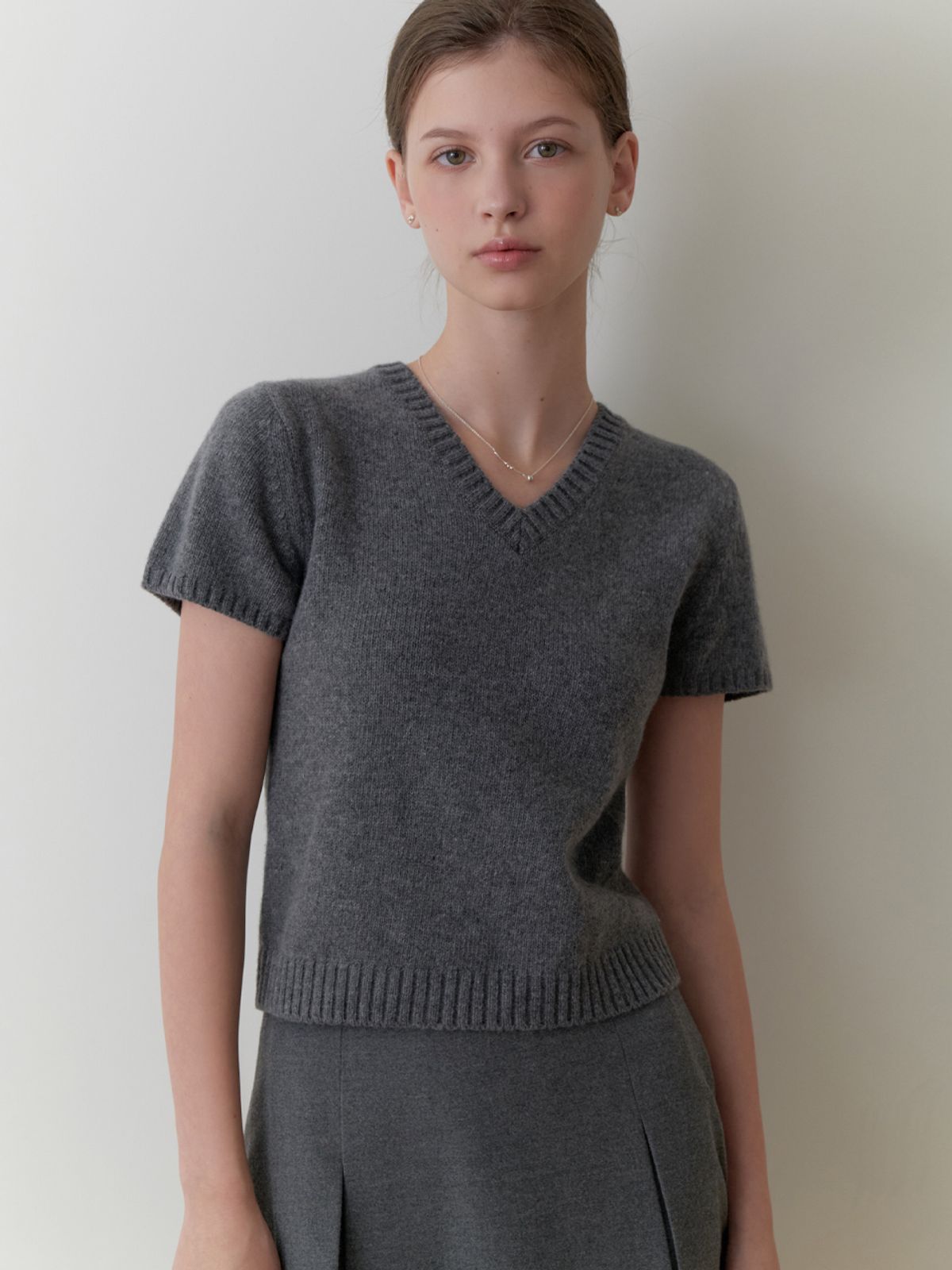 리엘(RE L) Fav half v knit (gray)