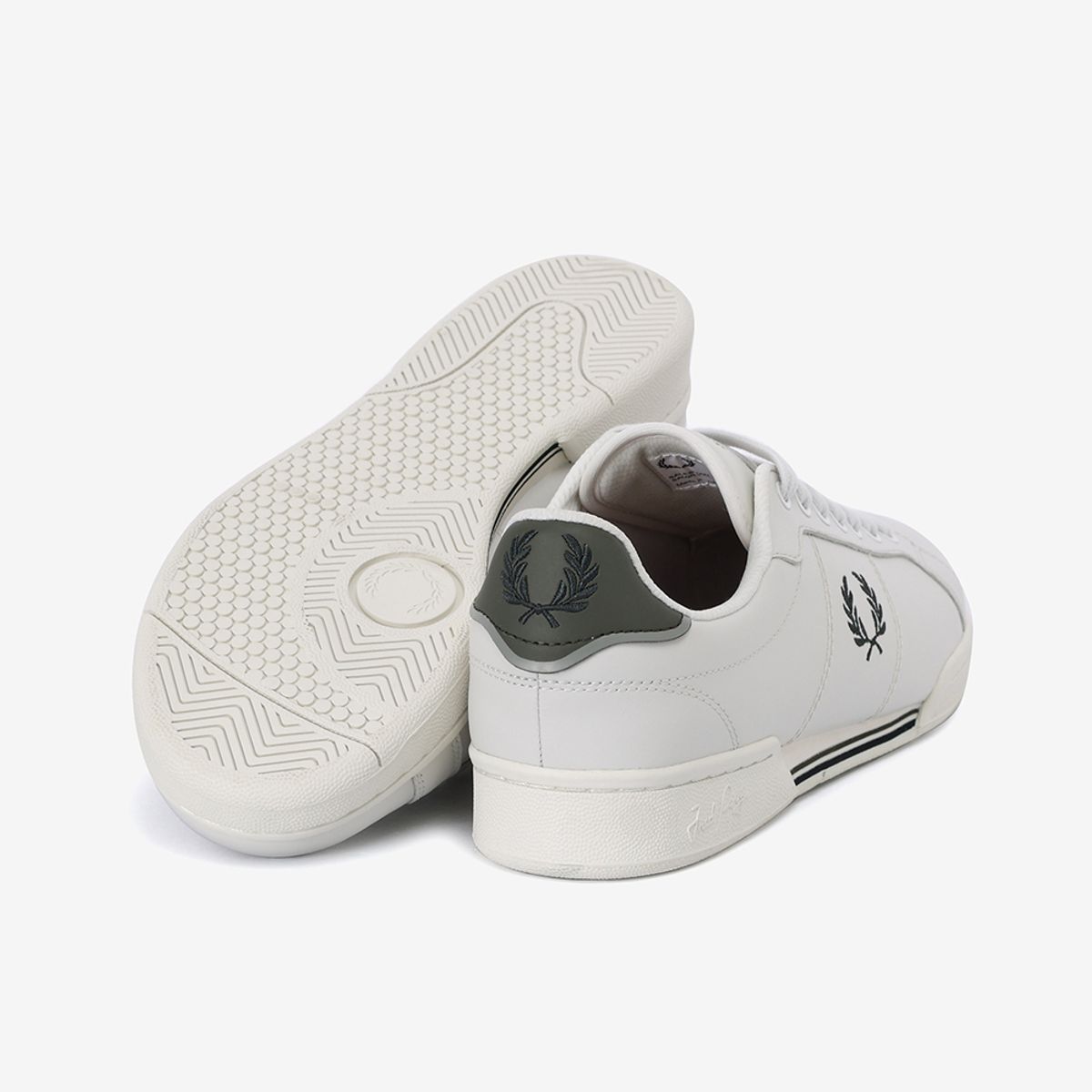 프레드페리(FRED PERRY) B722 레더 (W22) SFPM2436311-W22