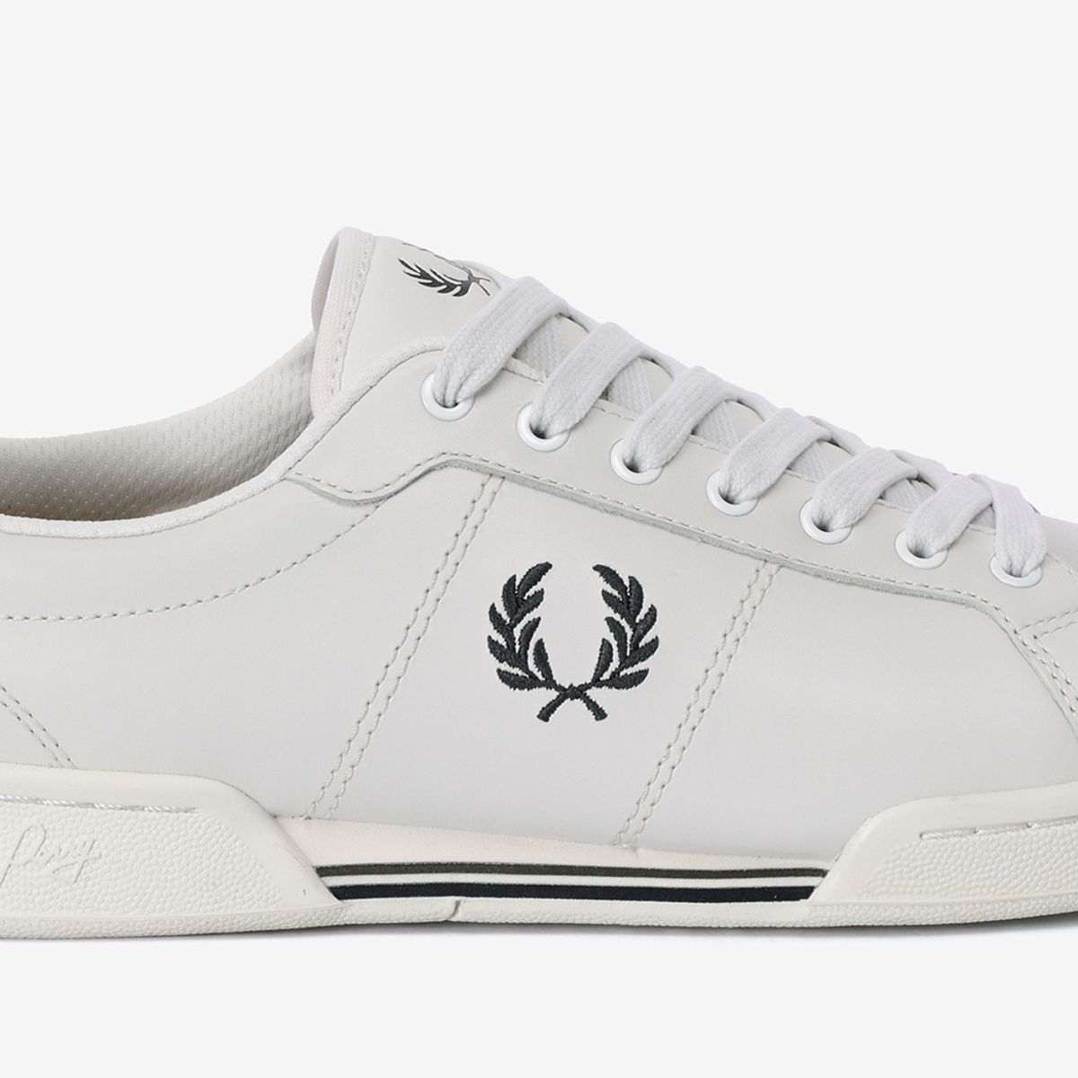 프레드페리(FRED PERRY) B722 레더 (W22) SFPM2436311-W22