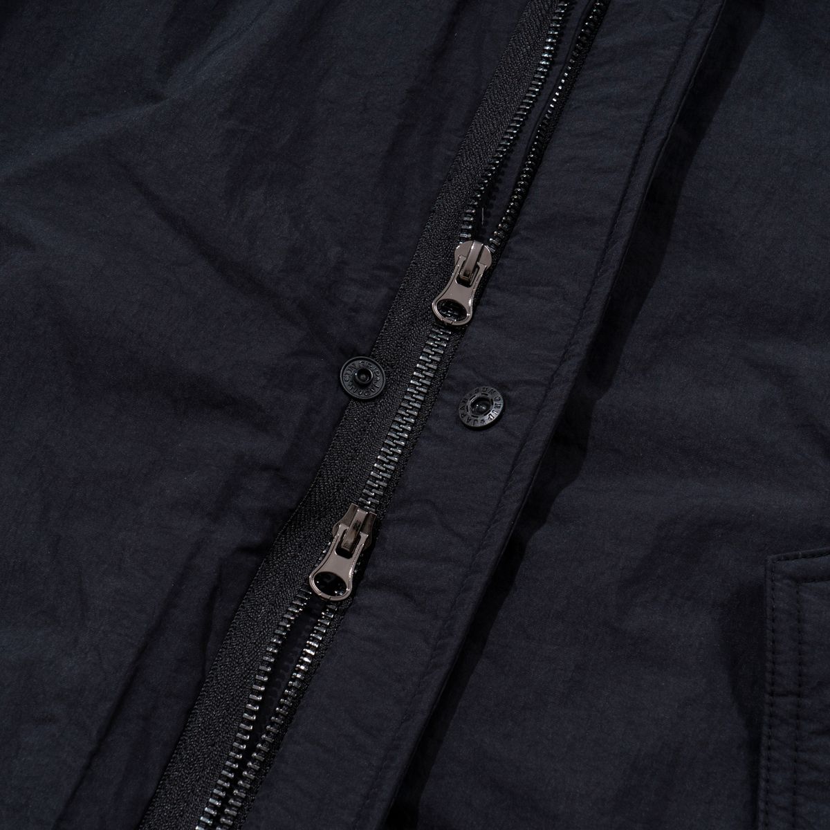 엑스트라오디너리(EXTRAORDINARY) FISHTAIL PARKA  BLACK