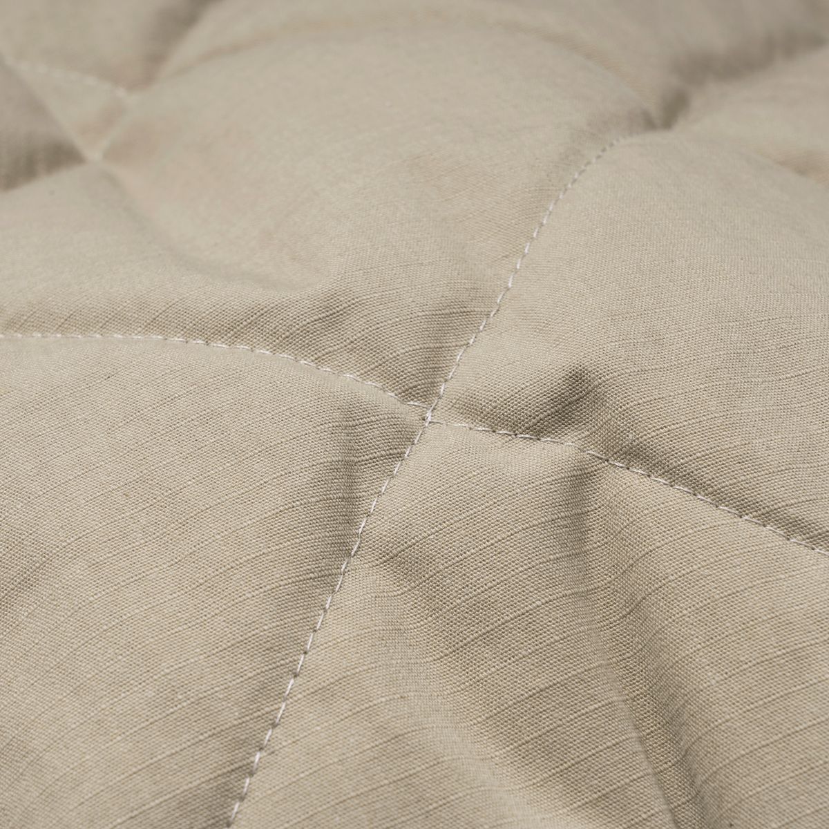 엑스트라오디너리(EXTRAORDINARY) MEDIEVAL LOGO QUILTING JUMPER  BEIGE