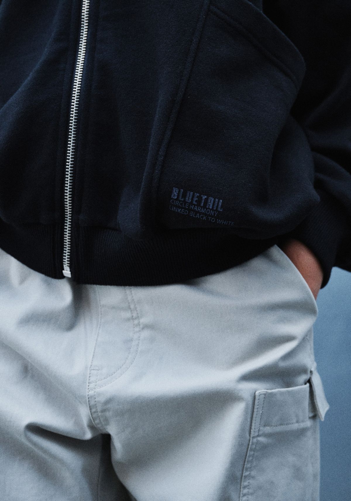 블루테일(BLUETAIL) 블랙 다이마루 후드집업