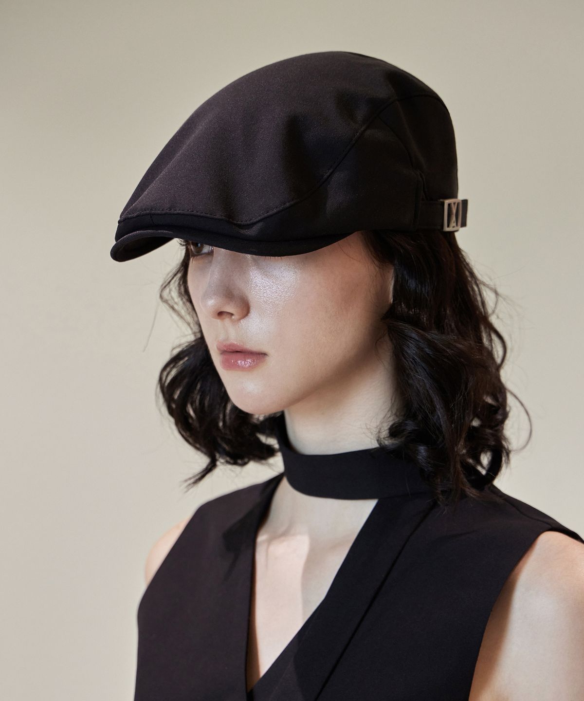 바잘(VARZAR) VA 스퀘어 벨트 헌팅캡 블랙