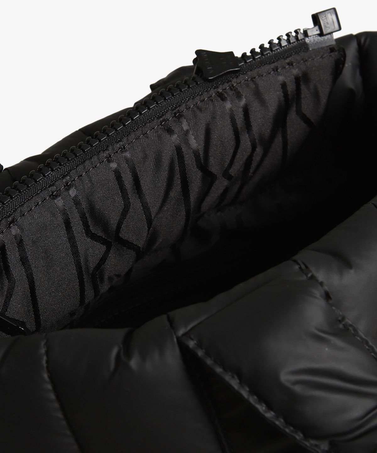 헌터(HUNTER) [UNISEX] 인트레피드 푸퍼 미니 토트백 - 블랙/레드박스 로고