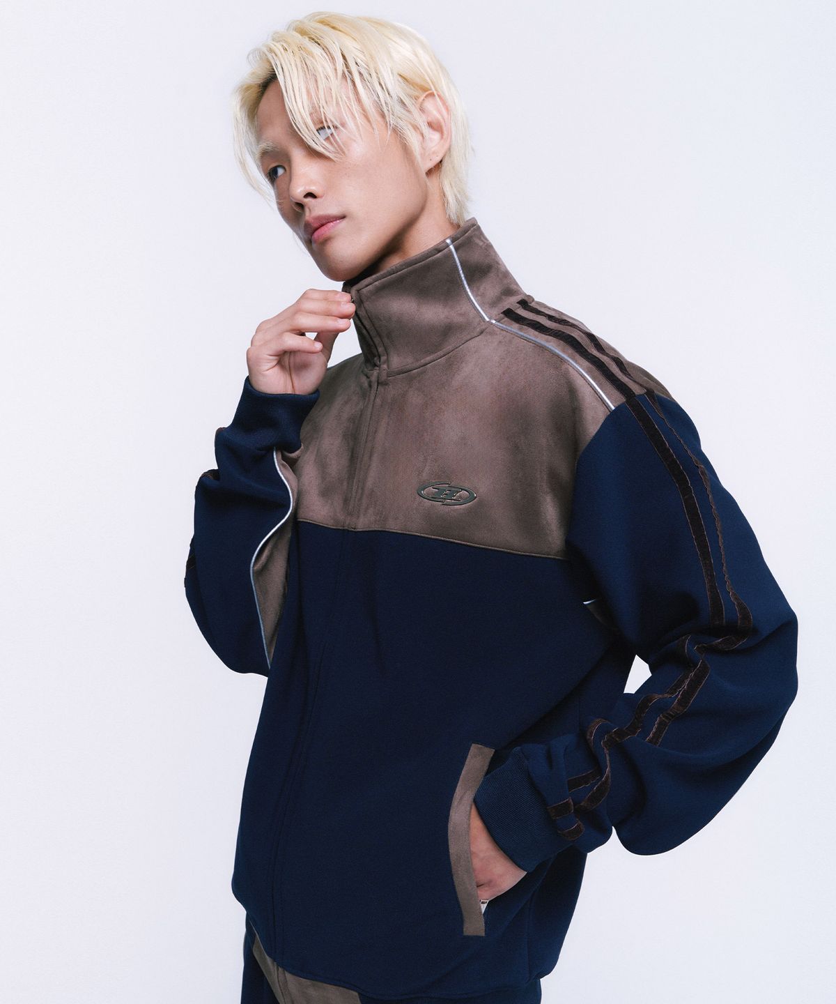본투윈(BORN TO WIN) SUEDE SILVER LINE JERSEY JACKET [NAVY]