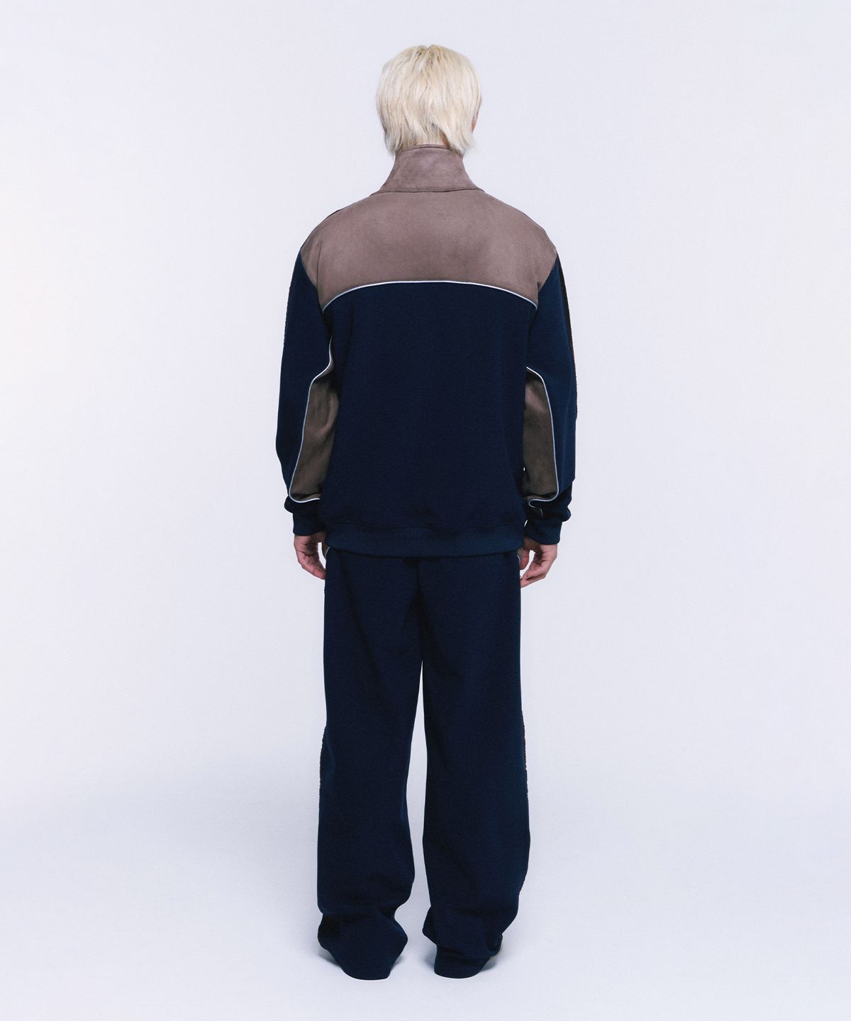 본투윈(BORN TO WIN) SUEDE SILVER LINE JERSEY JACKET [NAVY]