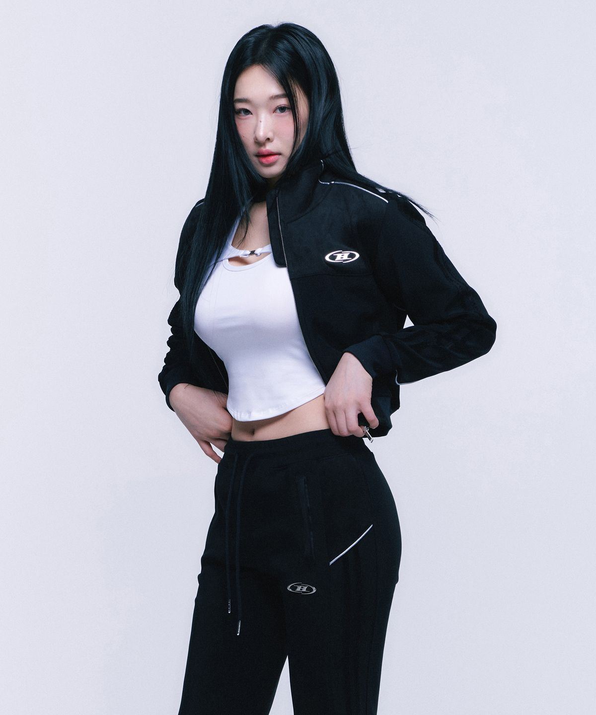 본투윈(BORN TO WIN) SUEDE SILVER LINE JERSEY CROP JACKET [BLACK]