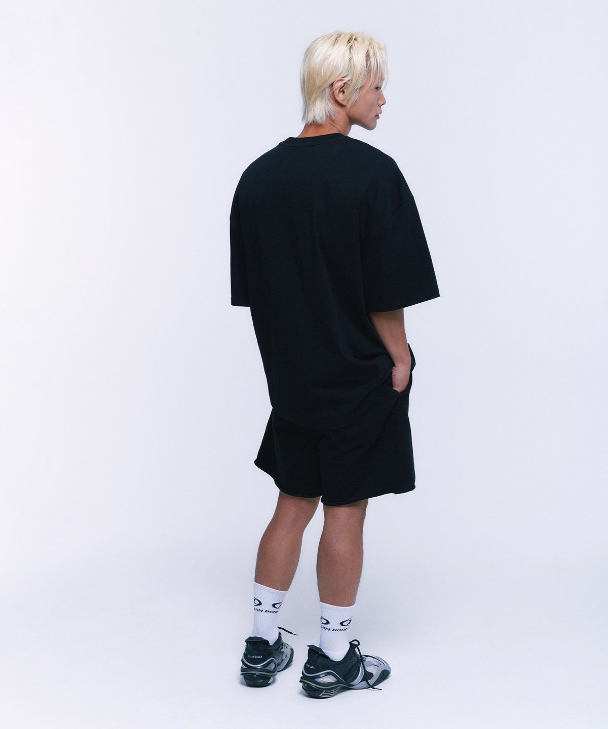 본투윈(BORN TO WIN) REVERSE MIX HALF PANTS SHORT VER [BLACK]