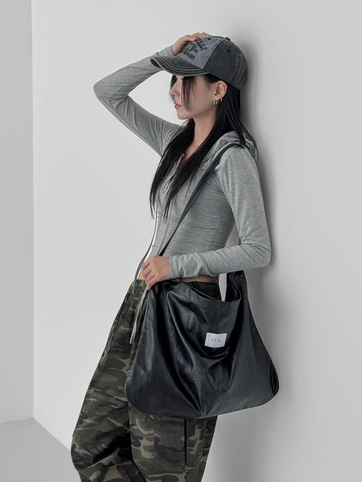 어틸스튜디오(ATIL STUDIO) 데일리 크로스 숄더 에코백 _ [블랙]