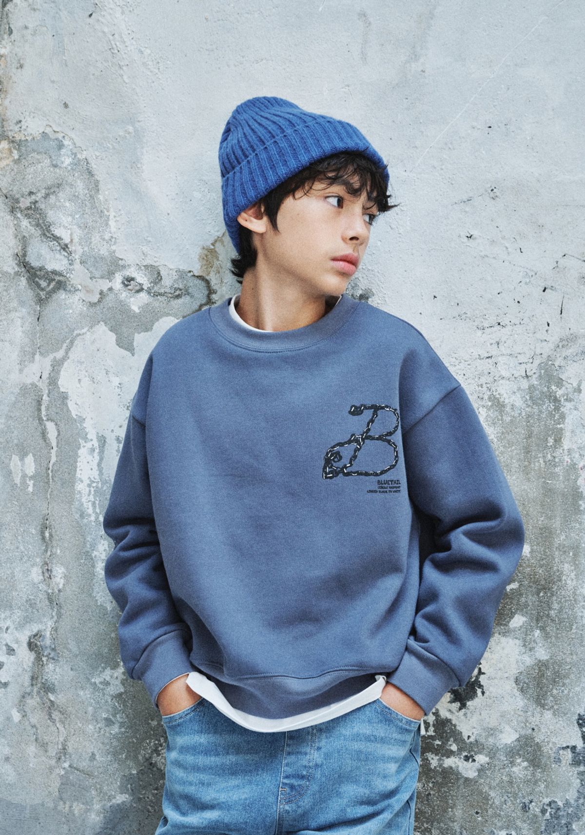 블루테일(BLUETAIL) 차콜그레이 기모 맨투맨
