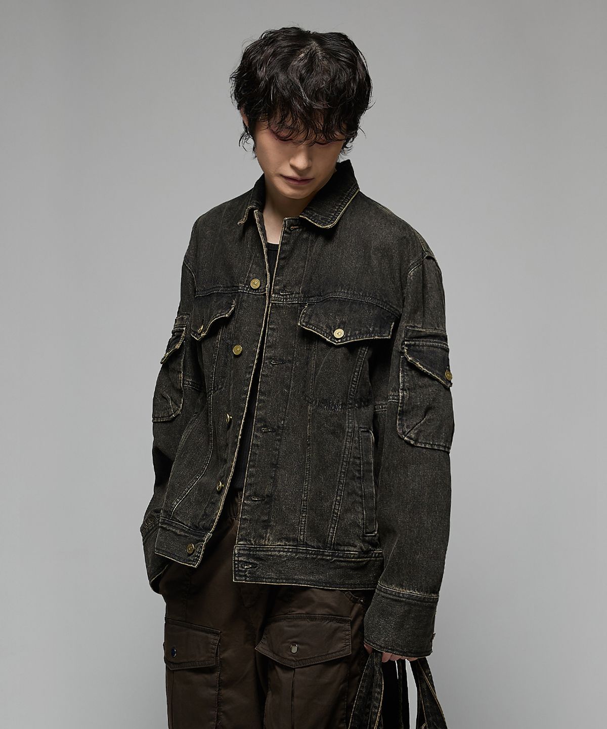헤더헬렌(HEDER HELEN) VTG Patched gene denim JK black