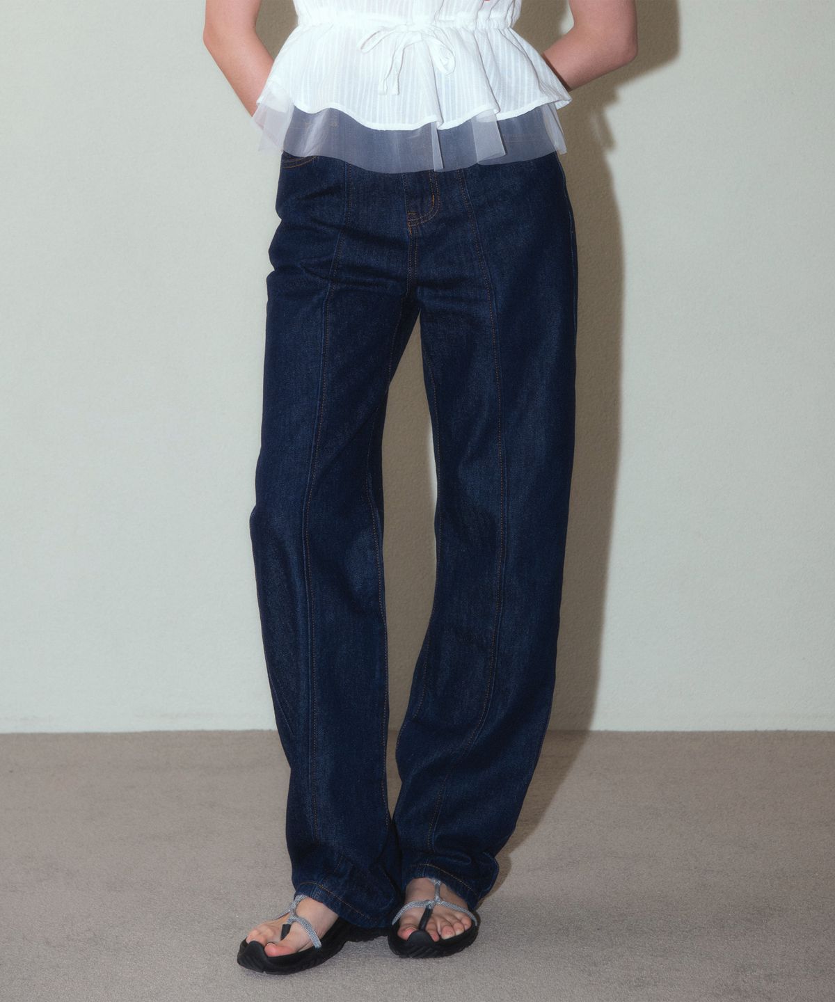 하우스 오브 폰드(HOUSE OF POND) Parted structure denim jeans (Indigo)