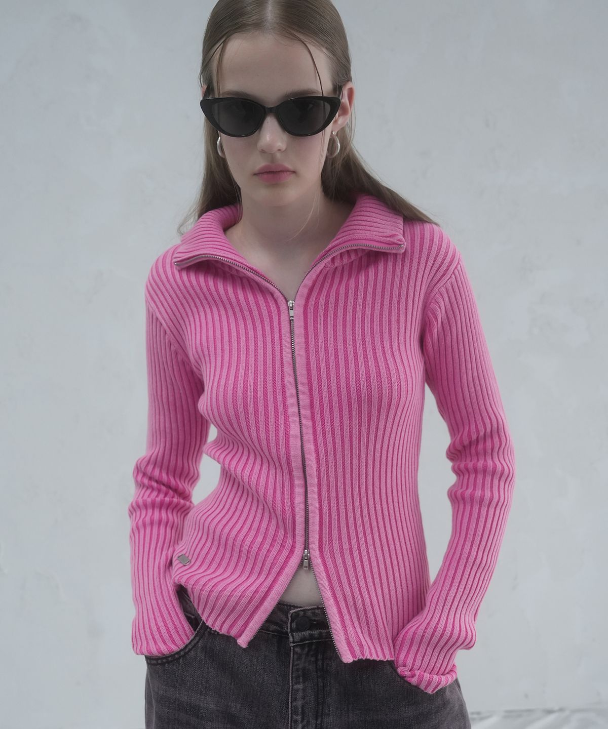 어반드레스(AVANDRESS) Zelda High-neck Knit Zip-up - 3COL