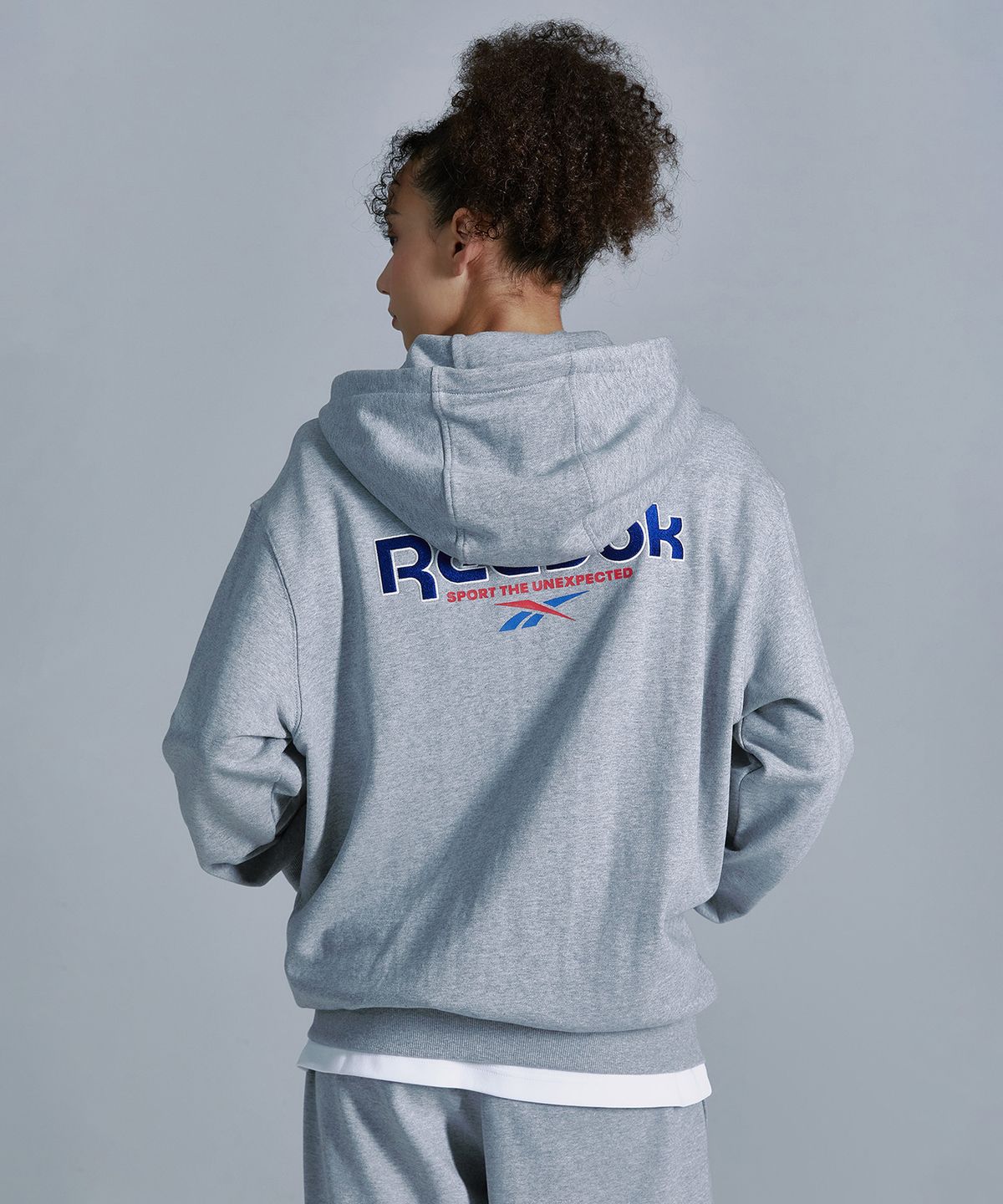 리복(REEBOK) 벡터 후드집업 - 그레이