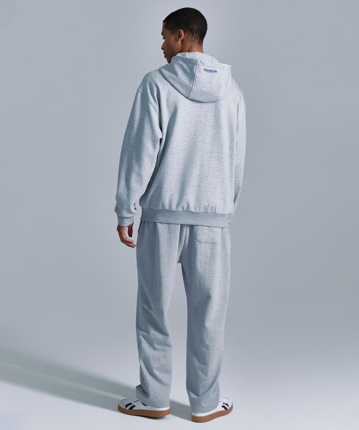 리복(REEBOK) 빅벡터 루즈핏 스웨트 팬츠 - 그레이