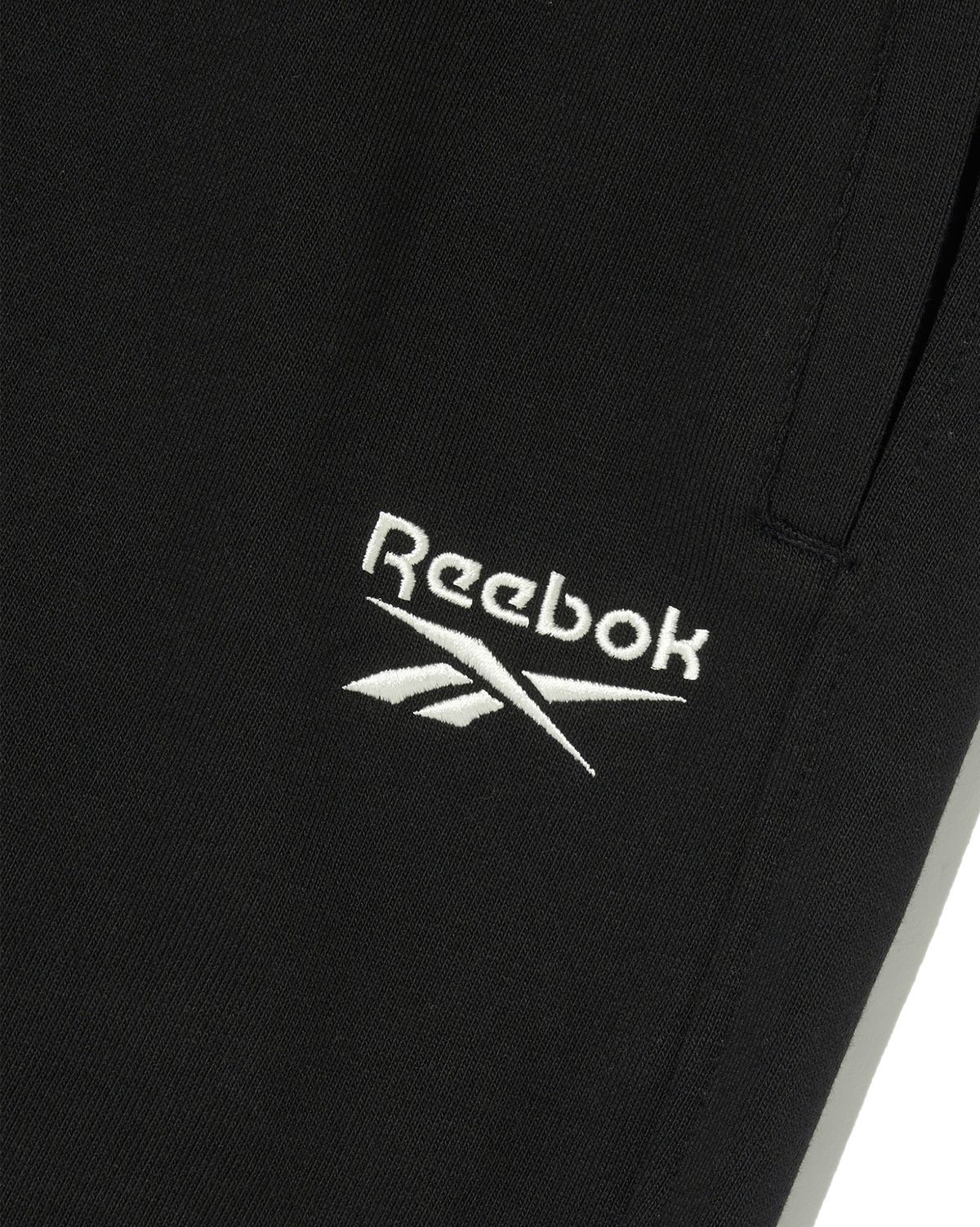 리복(REEBOK) 루즈핏 스웨트 조거 팬츠 - 블랙