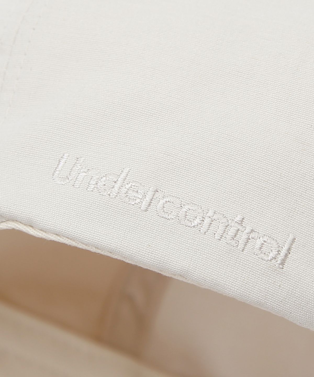언더컨트롤(UNDERCONTROL) 가을 겨울 5패널 클래식 트러커 빅사이즈 남녀공용 볼캡 UC / 5P / WING CAP / IV