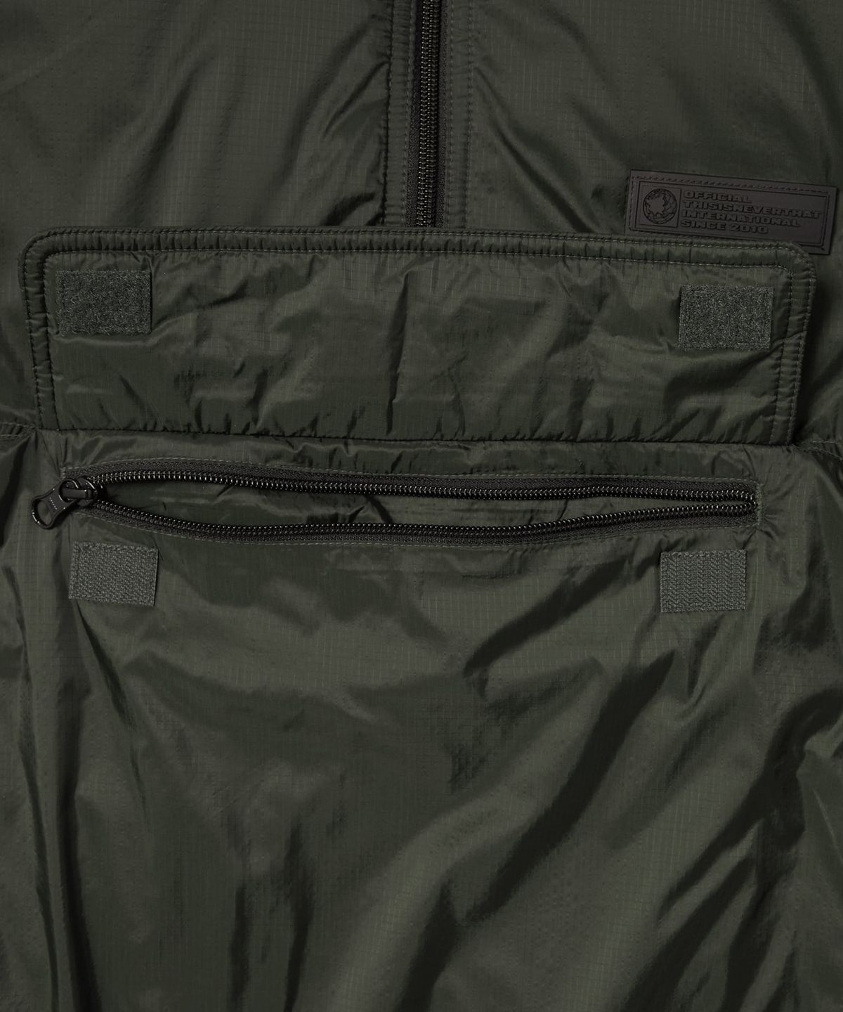 디스이즈네버댓(THISISNEVERTHAT) Nylon Insulated Pullover Green