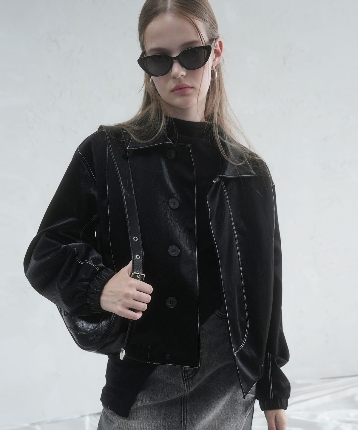 어반드레스(AVANDRESS) Calla Stitch Art Leather Jacket BLACK