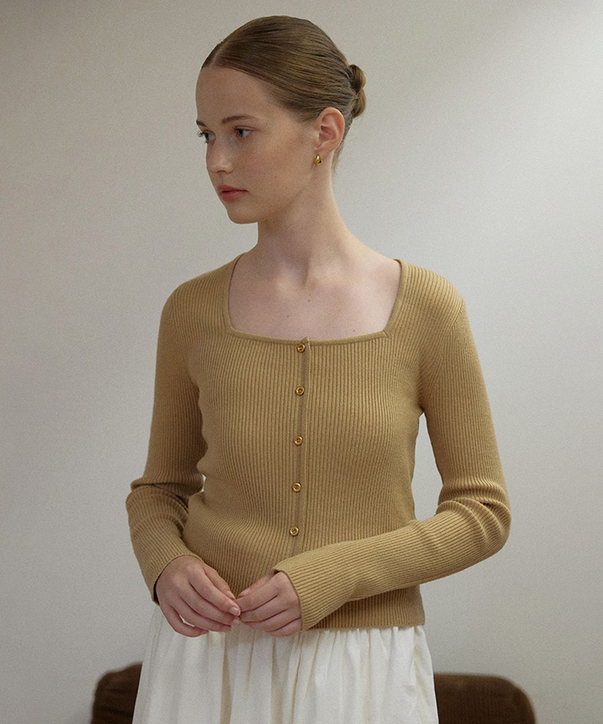 하우스 오브 폰드(HOUSE OF POND) Squared button knit top (Ivory, Beige, Black)