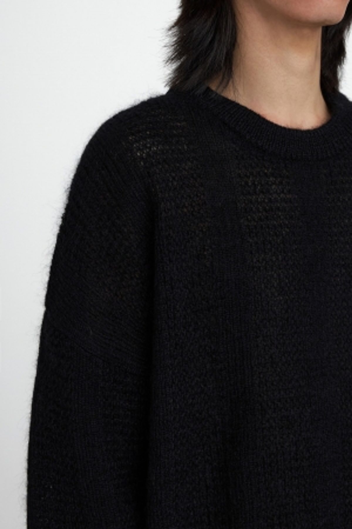 유스(YOUTH) Mohair Crew-neck Knit-Black