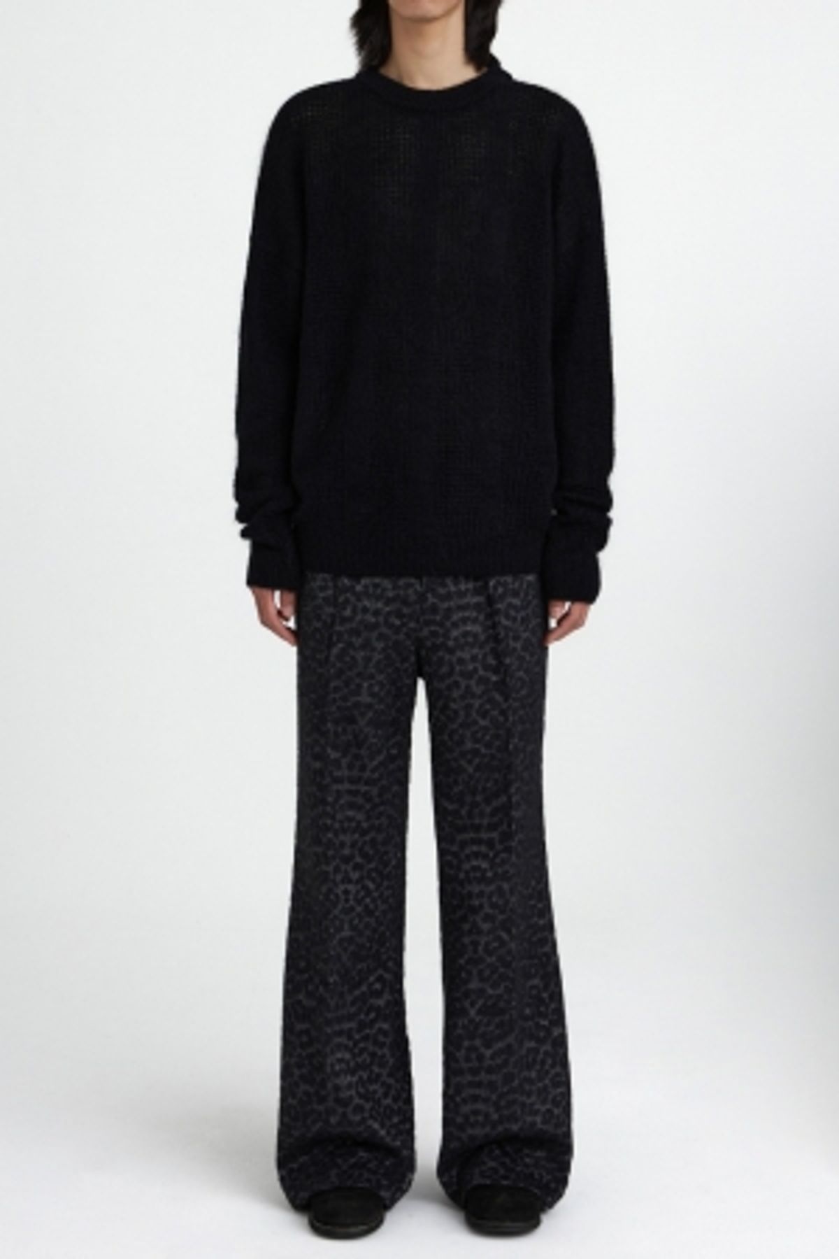 유스(YOUTH) Mohair Crew-neck Knit-Black