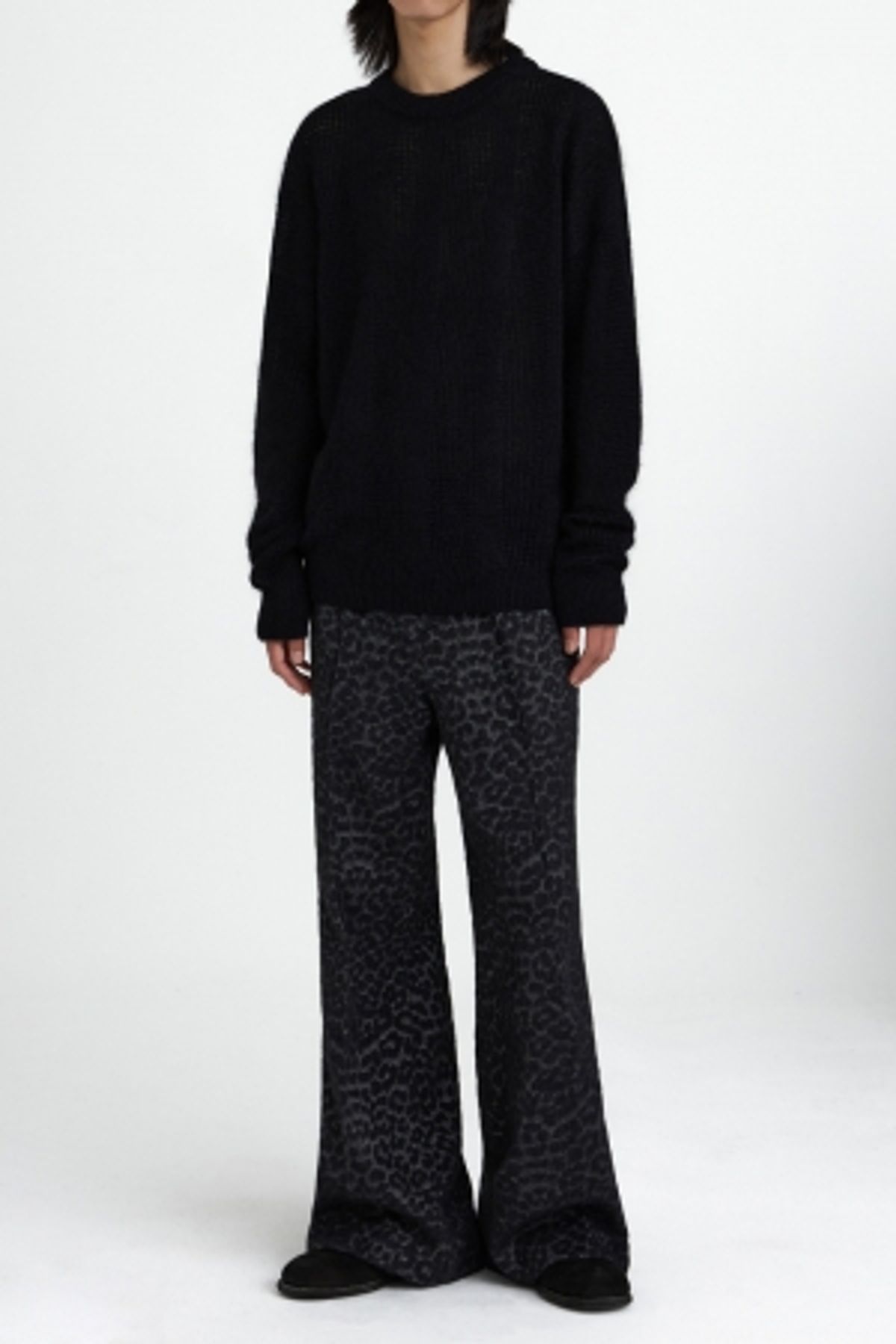 유스(YOUTH) Mohair Crew-neck Knit-Black
