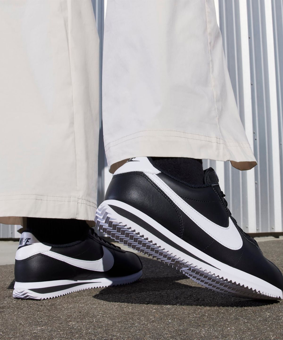 나이키(NIKE) 코르테즈 W - 블랙:화이트 / DN1791-001