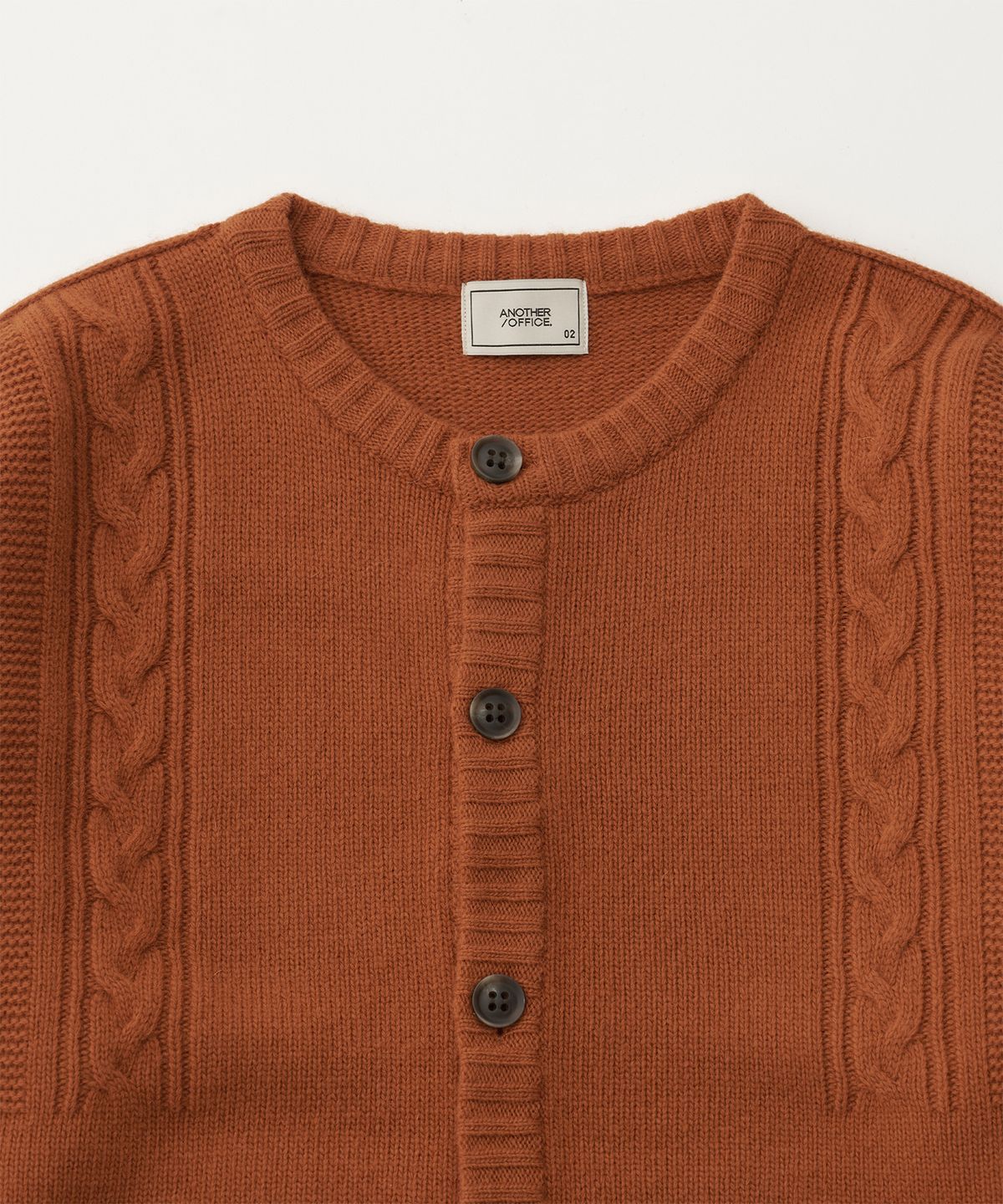 어나더 오피스(ANOTHER OFFICE) Guernsey Cardigan (Orange)