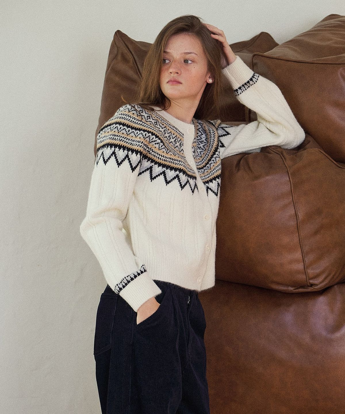 하우스 오브 폰드(HOUSE OF POND) Nordic alpaca vintage cardigan (Ivory)