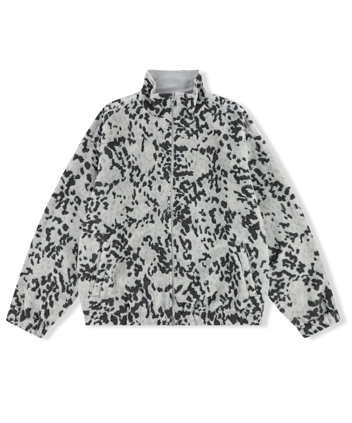 예스아이씨(YESEYESEE) Reversible Leopard Fleece Jacket Silver