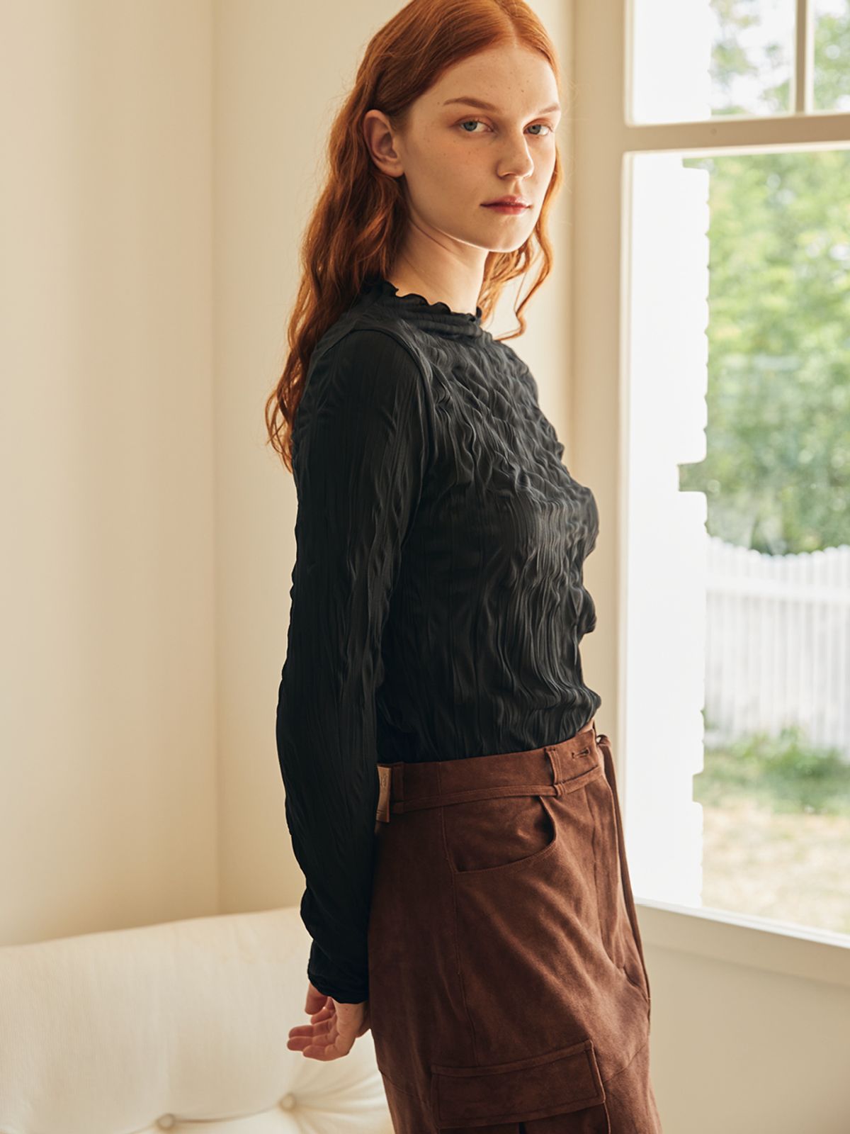 오앨(OUEL) WRINKLE SLIM FIT TOP_BLACK
