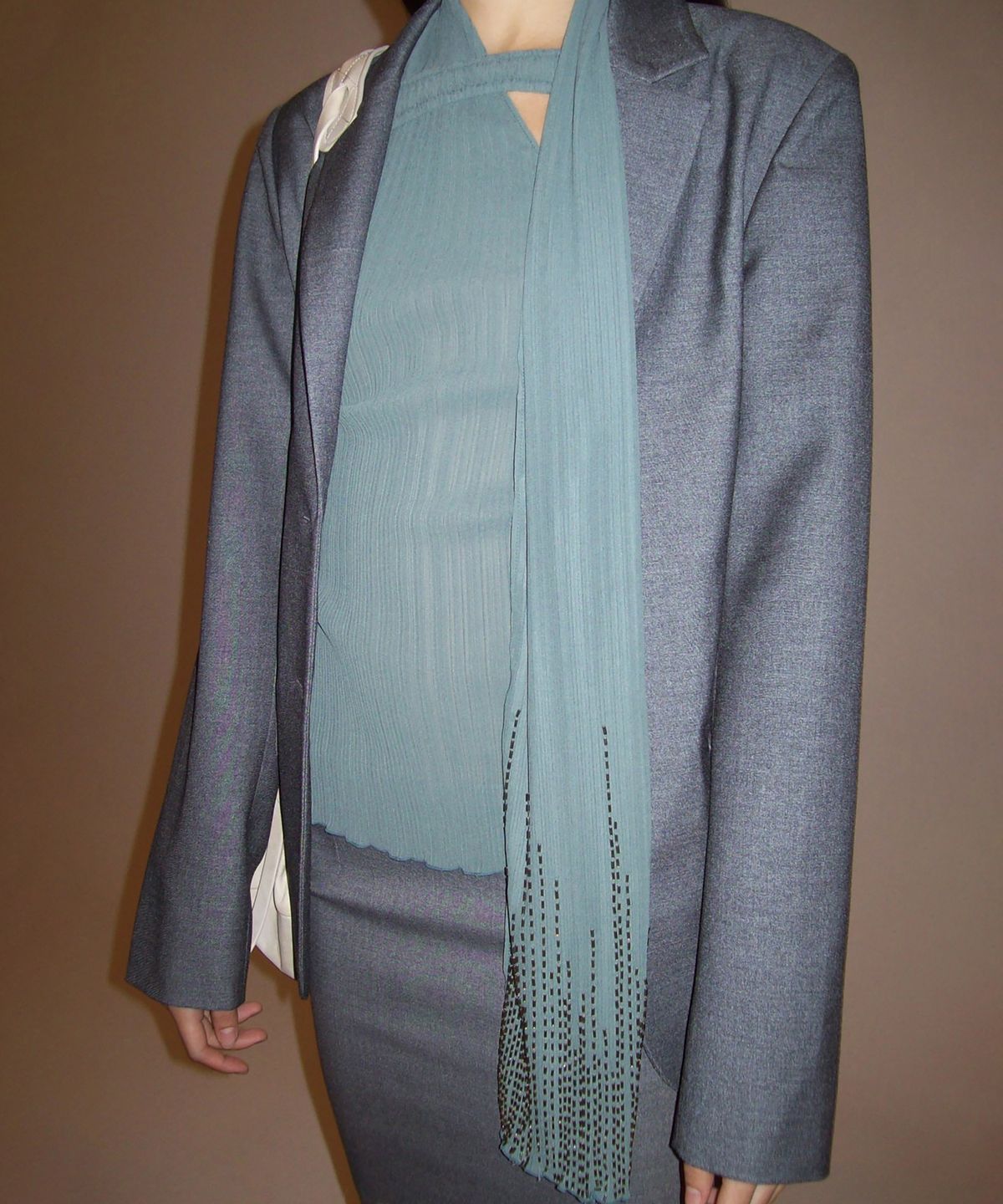 스컬프터(SCULPTOR) Beaded Scarf Set-Up Top Moss
