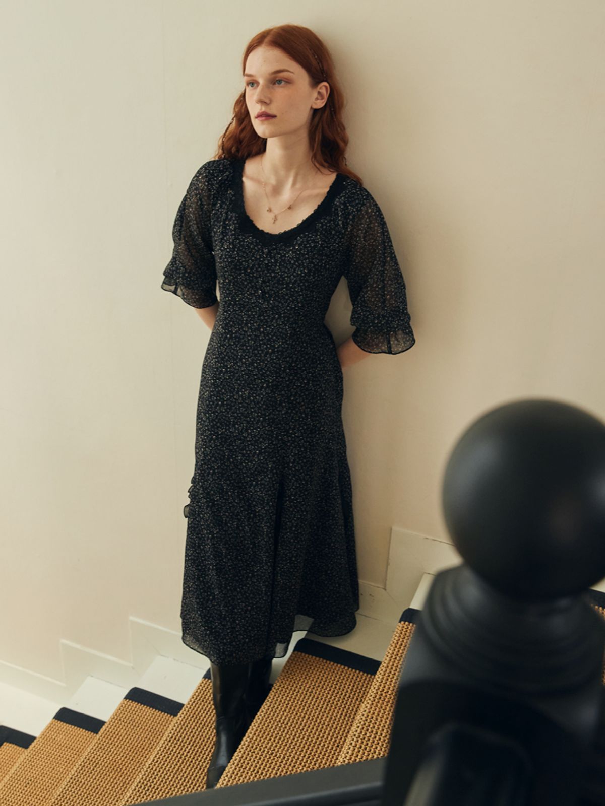 오앨(OUEL) TAIL RUFFLE OUEL LINE DRESS_BLACK