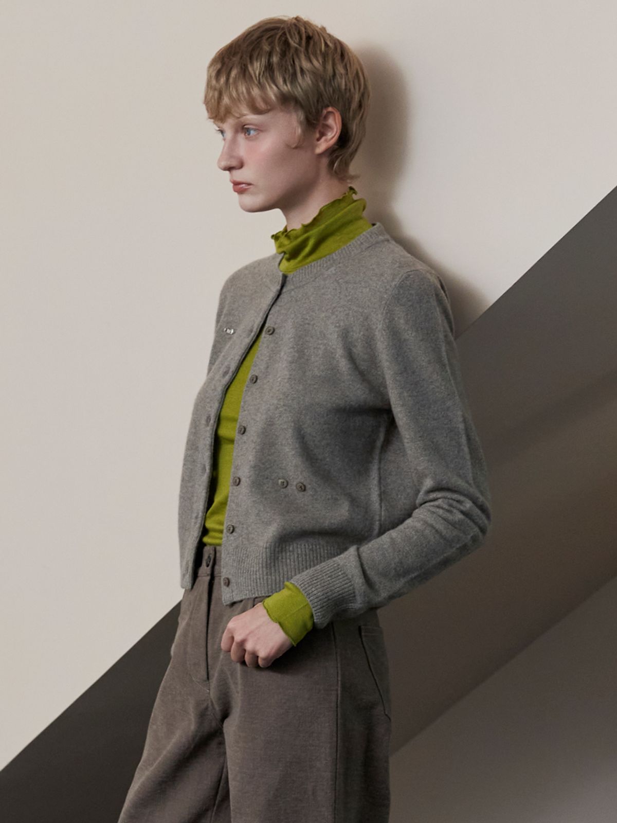 오앨(OUEL) CASHMERE BLENDED WOOL CARDIGAN_FOGGY KHAKI