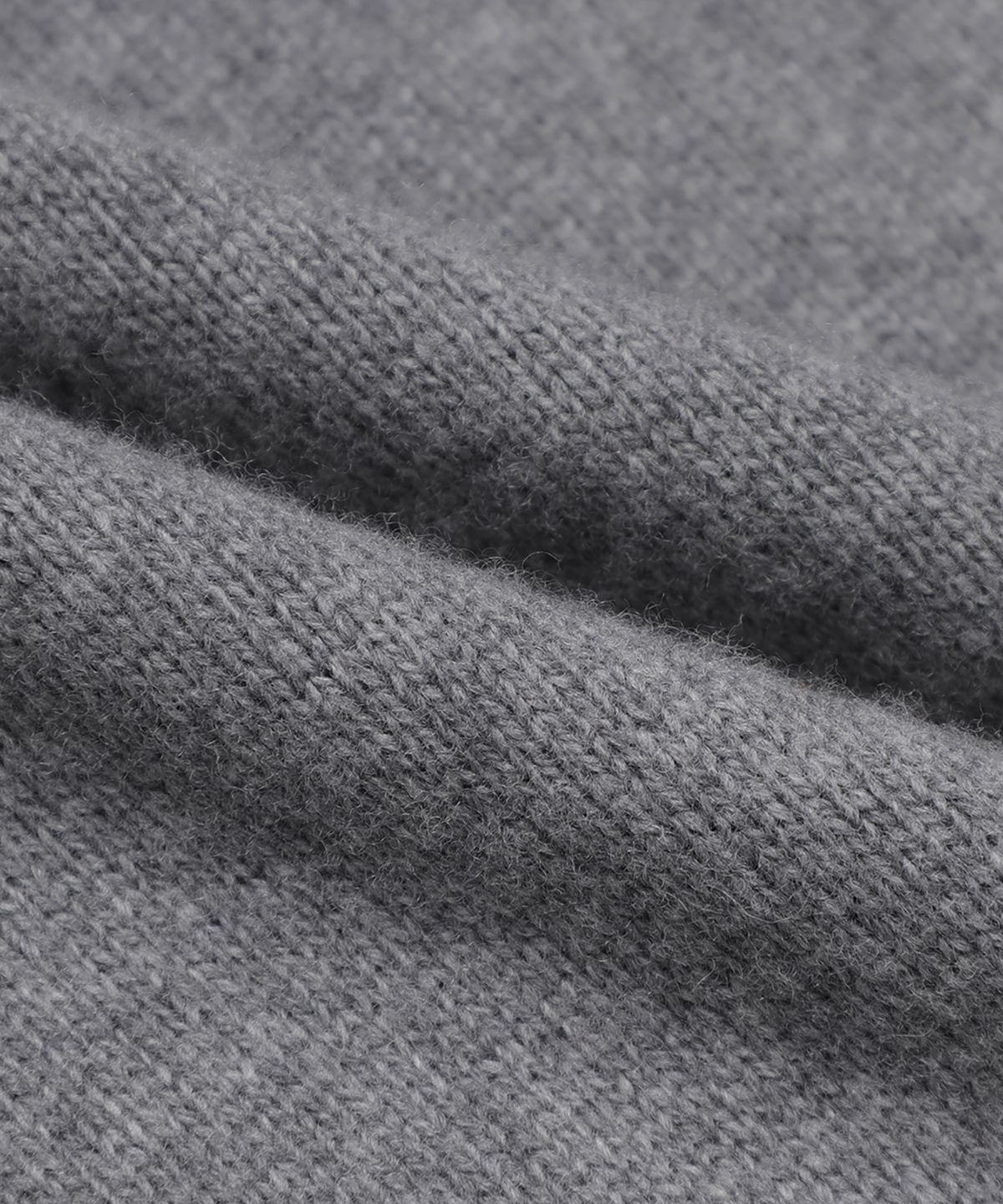 브룩스 브라더스(BROOKS BROTHERS) 메리노울 캐시미어 비즈 로고 스웨터 (차콜) (BBWRWM3684VEW)