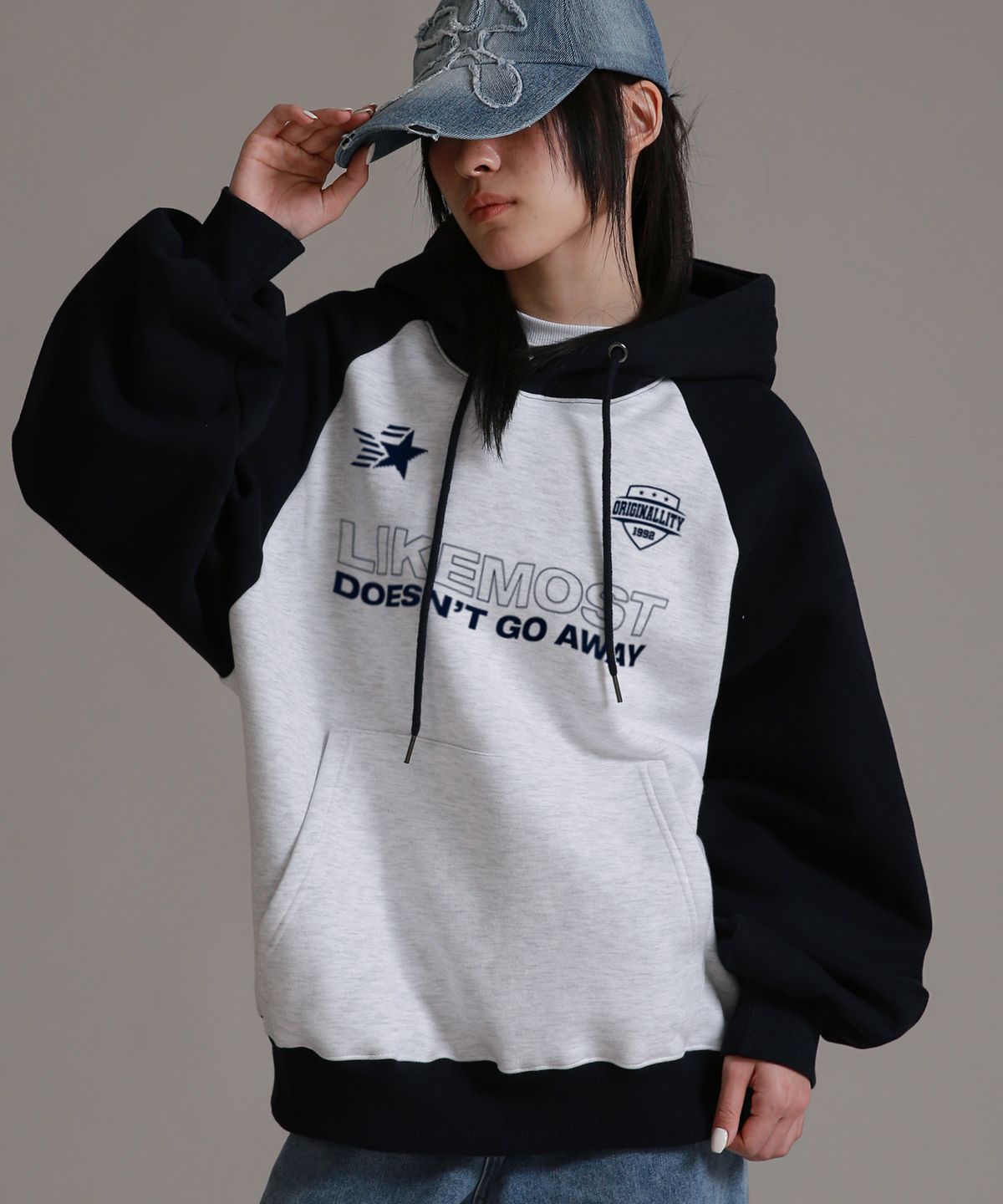 라이크더모스트(LIKE THE MOST) 메트로스타 래글런 오버 후디_네이비
