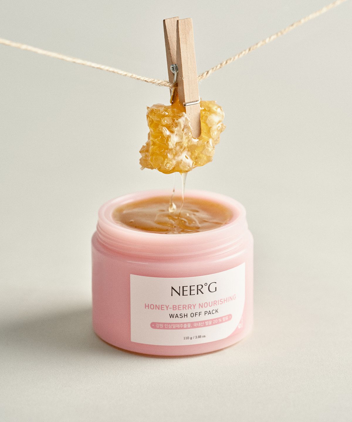 니얼지(NEERG) [영양보습/탄력케어] 허니베리 너리싱 저자극 워시오프팩 110g