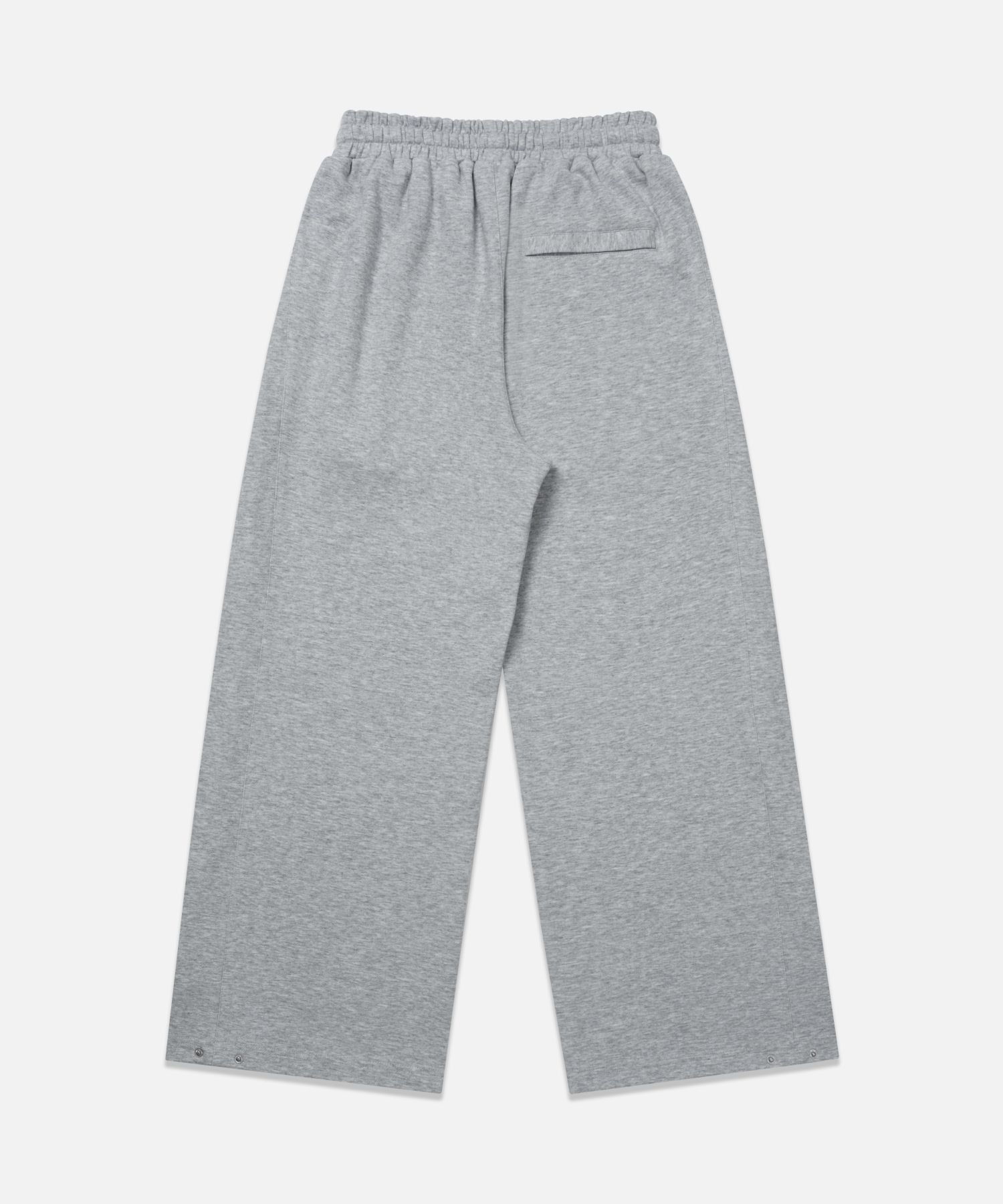 ★MUSINSA STANDARD★ Pigment One Tuck Bermuda Sweatpants Kha MUSINSA | MUSINSA STANDARD Pigment One Tuck Bermuda