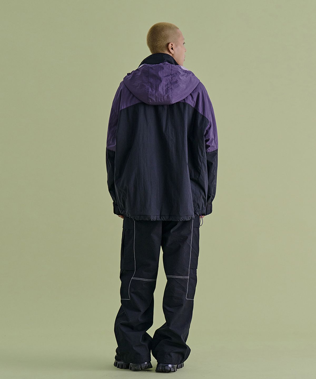 논타입(NONTYPE) COLOR BLOCKED JUMPER (BLACK)